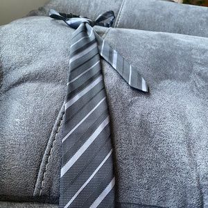 Children’s Place Gray & Black Tie
